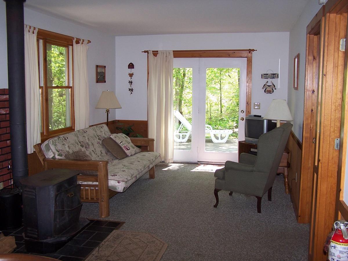 Cabin Creekwood Lyndhurst Exterior photo