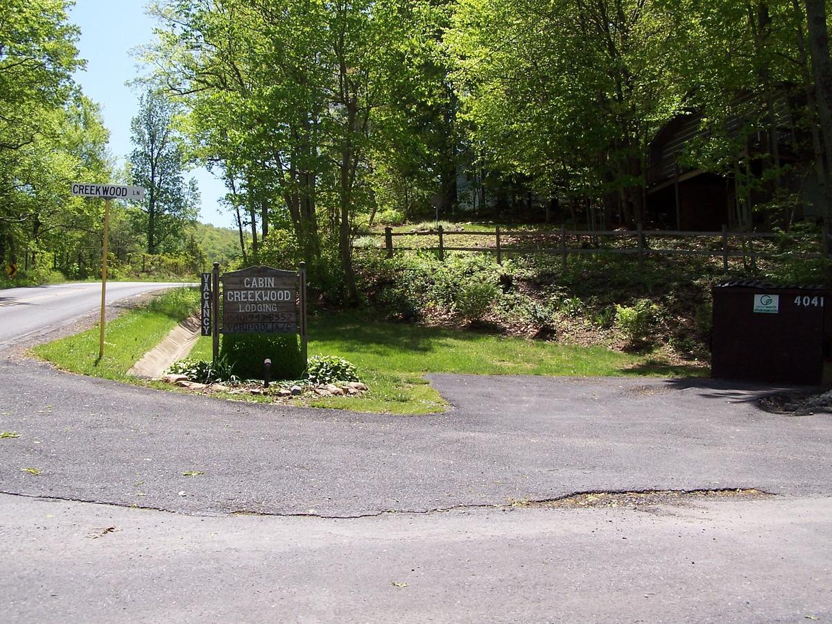 Cabin Creekwood Lyndhurst Exterior photo