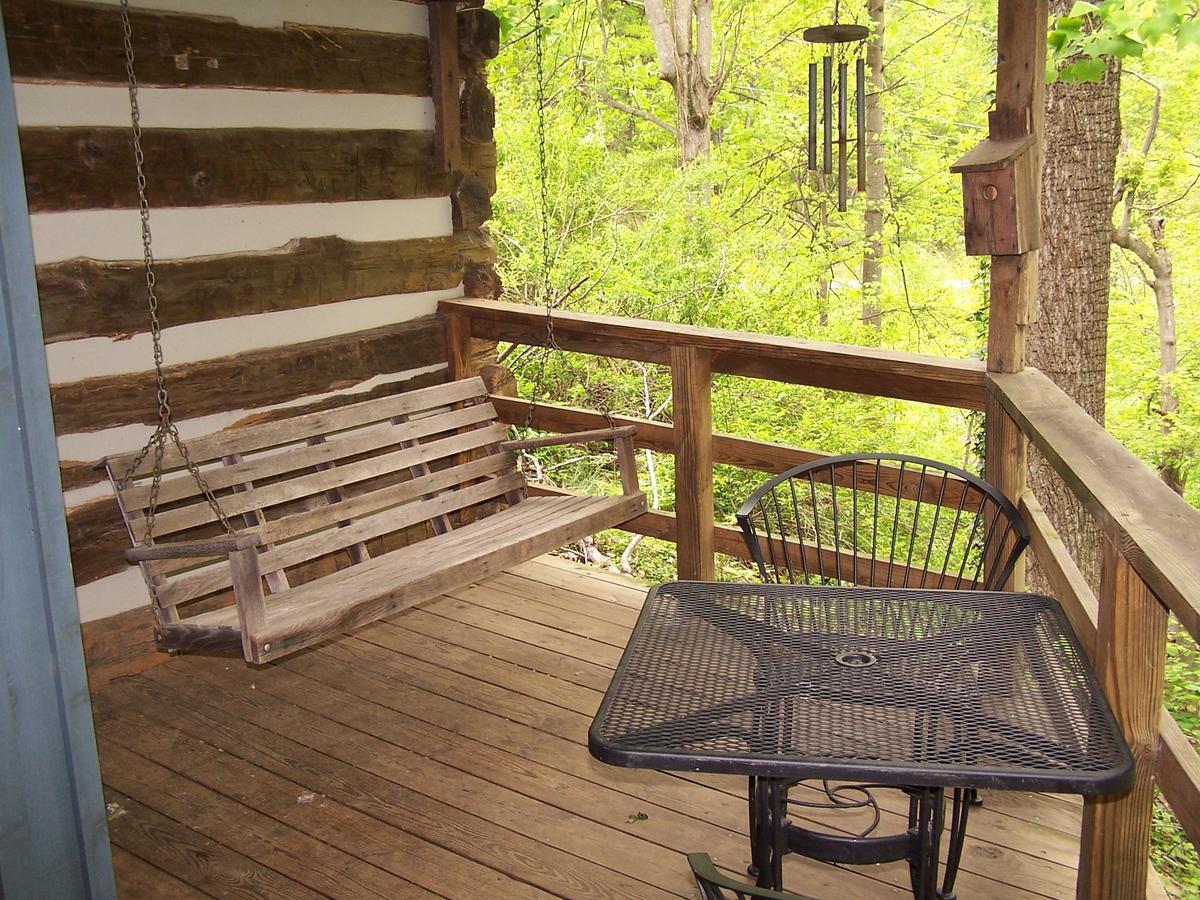 Cabin Creekwood Lyndhurst Exterior photo